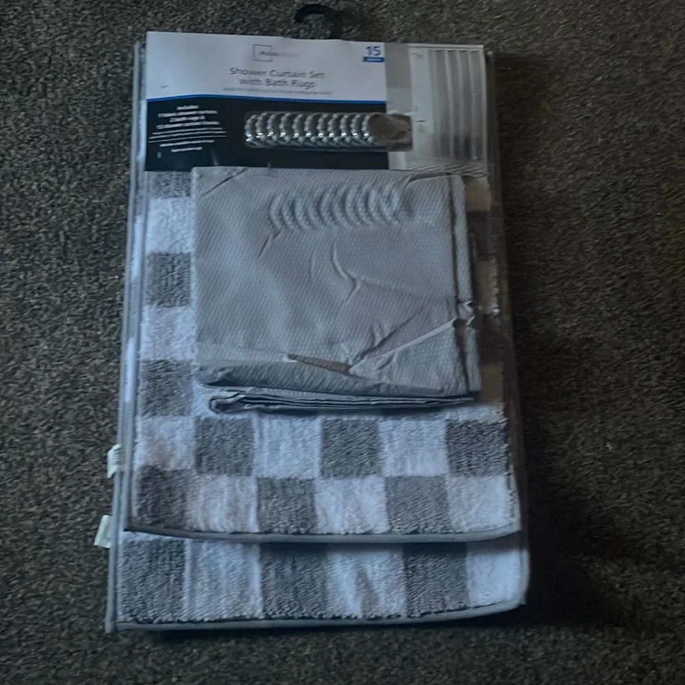 Mainstays 15-Piece Grey Solid Polyester Shower Curtain Bath Set, 70